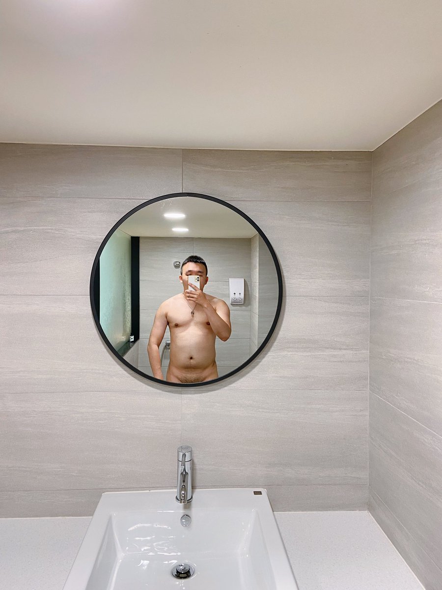 無助…
失眠就無病呻吟😮‍💨