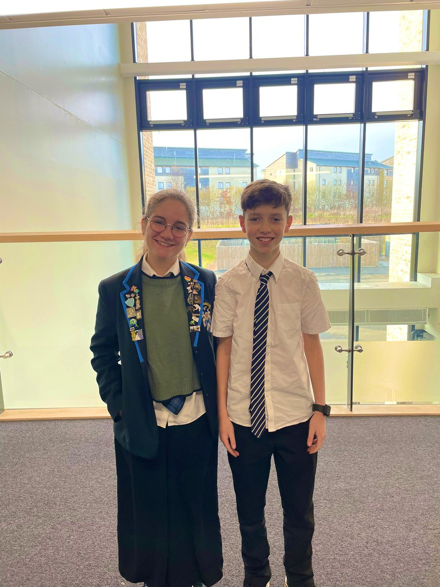 ArtsMadras's tweet photo. ‘Beak a leg’ to our amazing pupils from S1-S6 involved in this years @ByreTheatre Pantomime, Cinderella. What an amazing achievement, we are all very proud. 🤩👏@Madrascollege https://t.co/DV8nwCQukH
