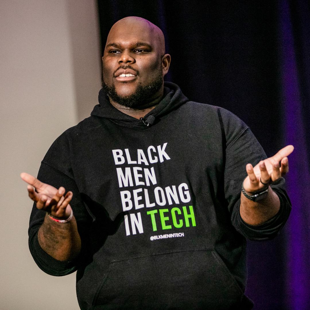 Organizations hoping to improve #DEI efforts must understand the scope of the Black experience. Meisha-ann Martin, Senior Director of People Analytics and Research at <a href="/Workhuman/">Workhuman</a>, joined forces with BLK Men in Tech to discuss setbacks and solutions. workhuman.com/blog/how-to-tr…