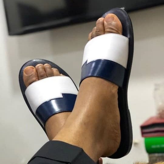 KC _COLLECTION tweet media