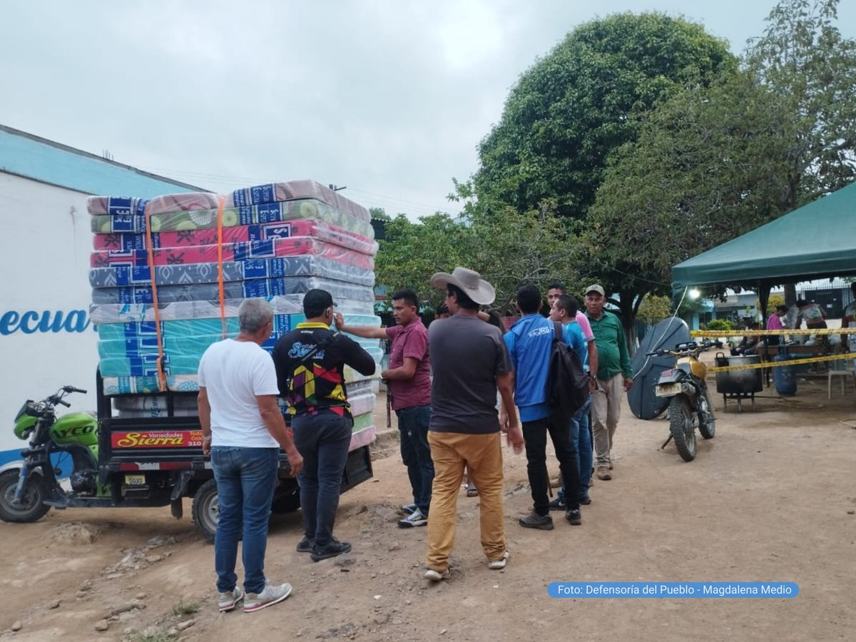 OCHACOLOMBIA's tweet photo. Acompañamos misión en el sur de #Bolívar junto con la Defensoría del Pueblo de Magdalena Medio, @MinInterior y el @PDPMM1 para identificar impactos y necesidades humanitarias en la zona de la Serranía de San Lucas, afectada por las acciones armadas de grupos armados no estatales. https://t.co/Ccq6OHZ4Oa