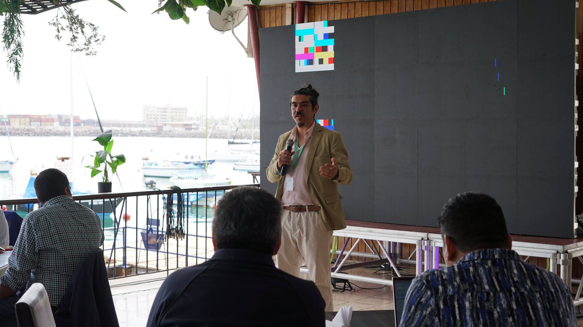 DgiiUta's tweet photo. 2da jornada de trabajo del programa de tecnologías para agricultura desértica donde actores del ecosistema de Arica y Parinacota trabajaron para el desarrollo de ideas innovadoras en la agricultura

@CorfoArica 
@consorciodeldto 
@SeremiCienciaN https://t.co/UZx6XG1WUc