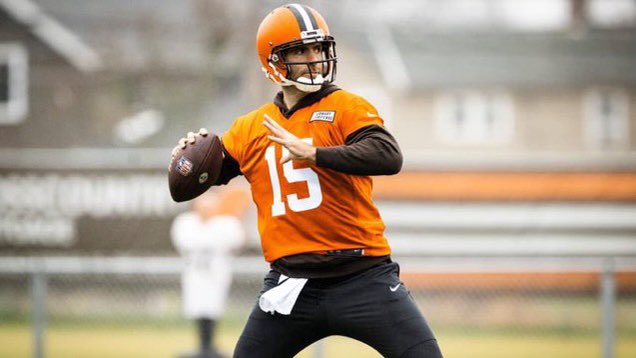 Cam tweet media