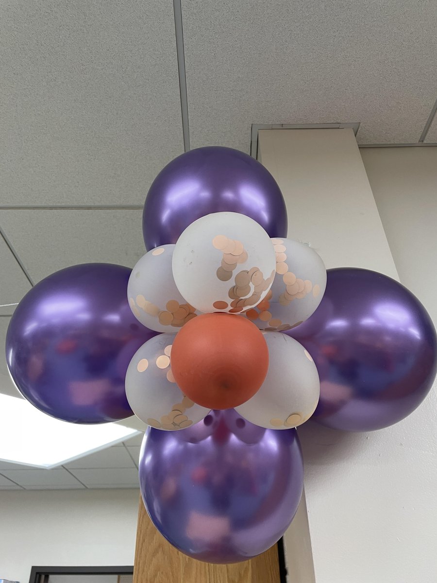 BissellLibrary's tweet photo. Third graders Sawyer Kalifoot and Ara Ko may have a future creating Macy's Thanksgiving Day Parade balloons!  Their amazing "Balloons over Broadway" inspired creations are currently on display in the Bissell Library. https://t.co/eXlxQTQyiA