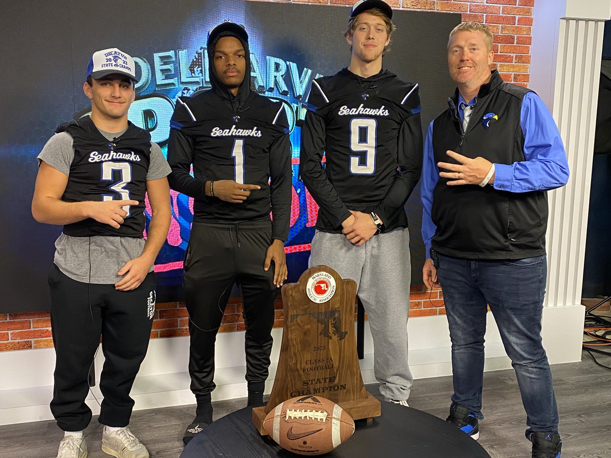 The Champs are in the building! The Seahawks are flying high the night after winning the 💍 <a href="/decatur_fb/">Decatur Football</a>