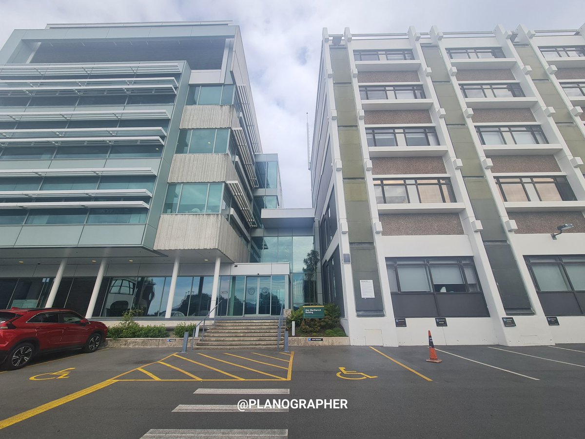 🤘Assoc. Prof. Paul J. Maginn🤘 tweet media