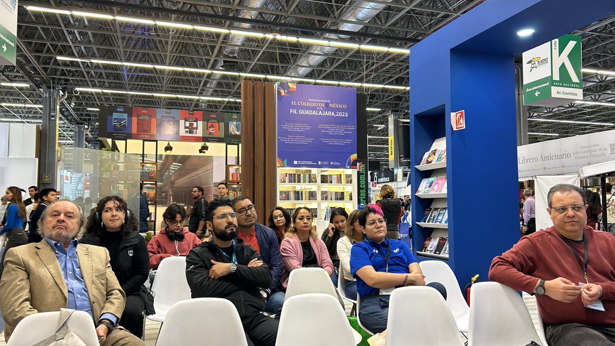 Me siento muy contenta por haber presentado nuestro libro What AI Can  Do en la FIL de Guadalajara y un gusto estar acompañada de <a href="/gildardo/">gildardo</a> co-editor. Te extrañamos <a href="/man_cebral/">Manuel Cebral-Loureda, Ph.D</a>