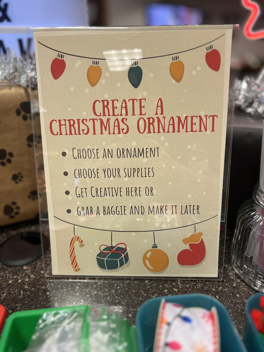 HHS_LMC's tweet photo. Visit the Take &amp; Make station in the HHS Library and create a Christmas ornament! https://t.co/dv5D314XcF