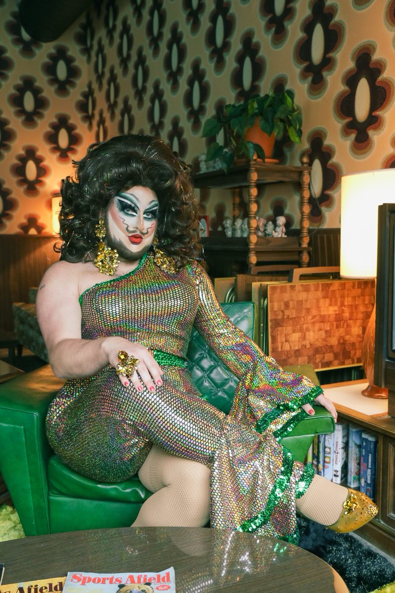 dr_fattyacid's tweet photo. hi my name is Fatty Acid - I do drag in Knoxville - and it’s time to be funny and silly on twitter 😮💨🥰
#drag #beardeddrag #dragqueen #rpdr #gay #lol #hashtag #slay https://t.co/yQy0Grn3w8