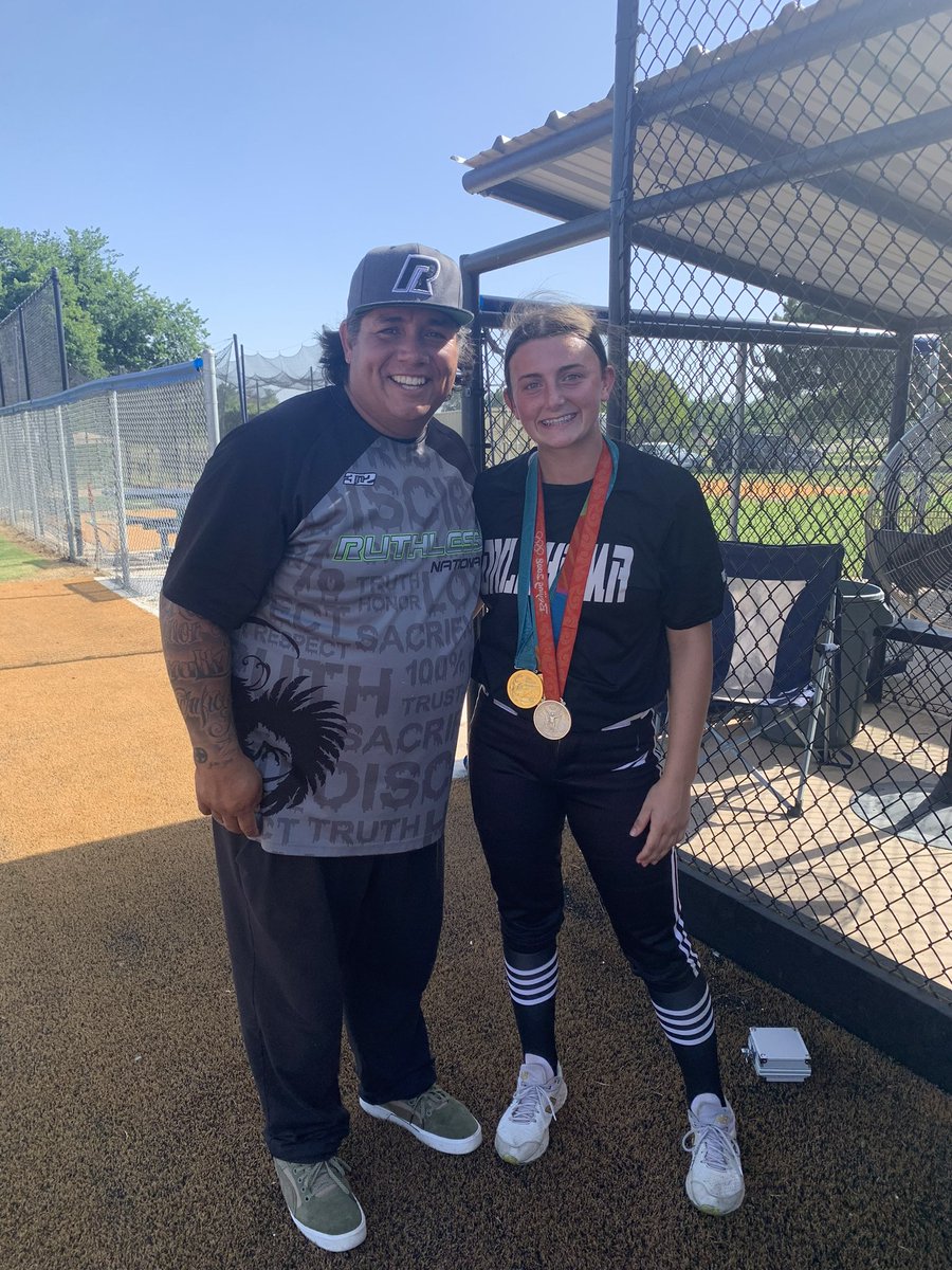 cassidyp2027's tweet photo. So honored to compete at the @USASoftball HPP event! Love playing on U15 Bustos @GotBustos..wish you were here! Come back to Oklahoma soon! https://t.co/ZxEysb84as