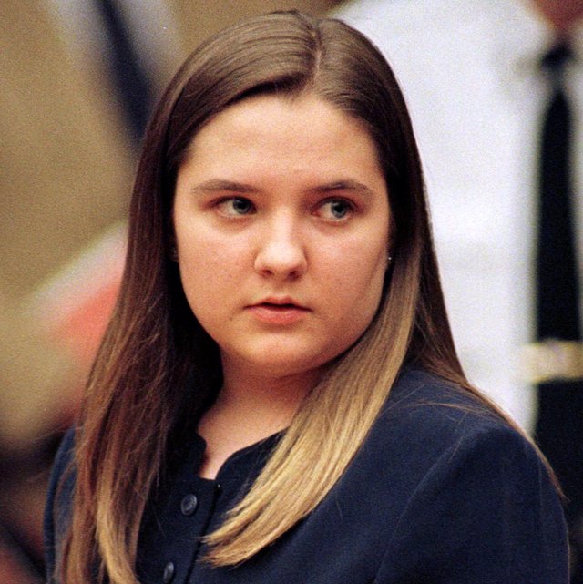 #GothLite tweet media