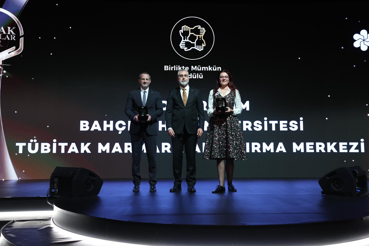 isikhanvedat's tweet photo. 📍Türkiye İşveren Sendikaları Konfederasyonu (TİSK) Ortak Yarınlar Ödül Töreni

Cumhuriyetimizin 100. Yılında Çalışma Hayatı çerçevesinde düzenlenen programda TİSK ailesi ile bir araya geldik. 

Kurumsal sosyal sorumluluk alanında ödül alan projeleri kutluyor, emeği geçenlere teşekkür ediyorum.