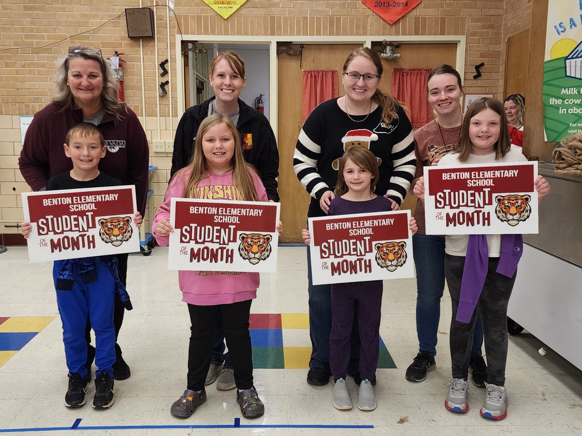 TigersBenton's tweet photo. Benton’s November Students of the Month…2nd Lunch Shift https://t.co/lYvdAv6Jg8