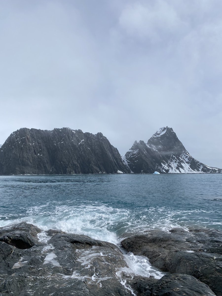 KayvanAflaki's tweet photo. I got to see, firsthand, how the world collaborates on matters of science and survival in the most inhospitable fringes of the world.

The Antarctic represents how we steward the planet, our pursuit of knowledge, and how we collectively write the human story.

(2/2) https://t.co/7wJItYCT9N