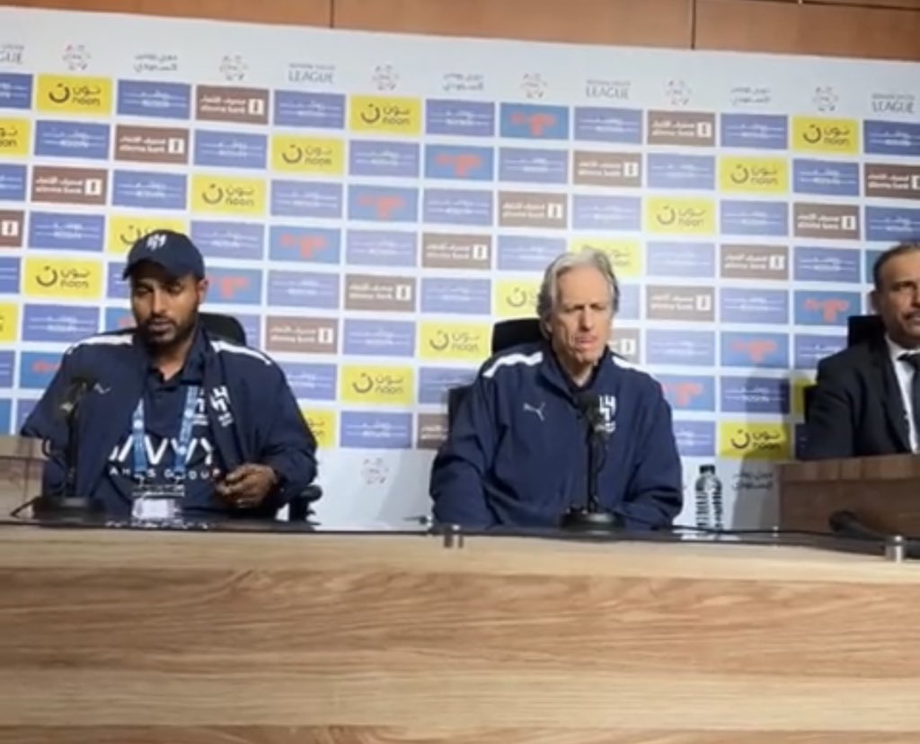 1_lliiii's tweet photo. - 🎙️ جورجي جيسوس : 

مدرب النصر حكم الڤار سيئ ؟ اتفق معاه لو كان حكم الڤار في يومه لانتهت 5 - 0 لنا لكن لحسن حظهم https://t.co/fiNdAIxry3
