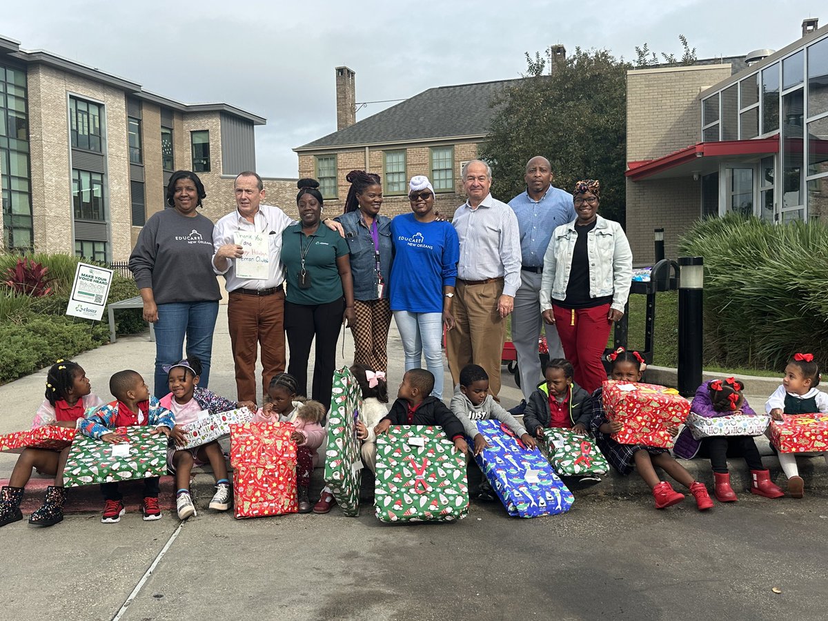 EducareNOLA's tweet photo. 🎁We’re grateful for the incredible generosity of @ferrariclub of America New Orleans! Thank you for spreading joy and holiday cheer to our Educare New Orleans students today with your thoughtful gifts! 🎄#EducareNewOrleans #ferrariclubofamerica #neworleans #gratitude https://t.co/KVrMk159oH