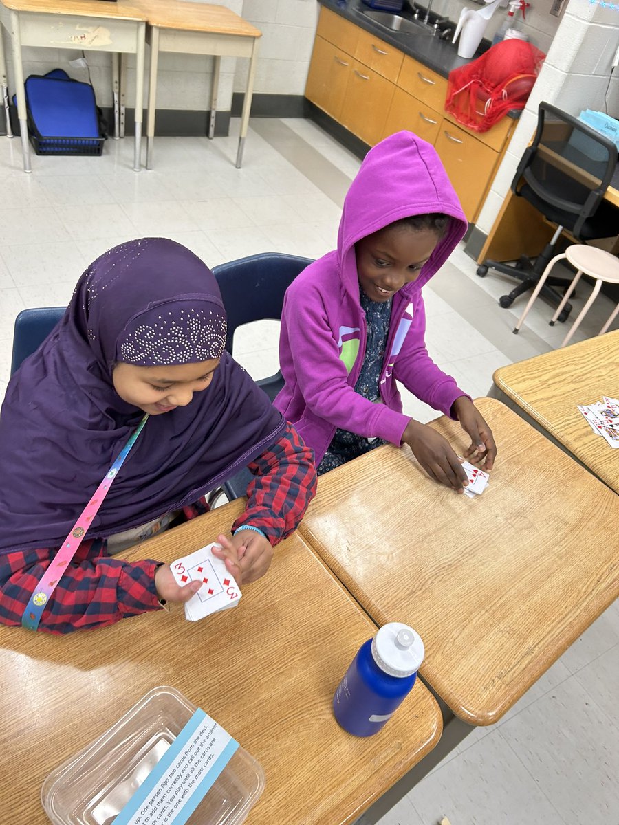 farron_ms's tweet photo. We love some math card games to end our week! @Brockbulldogs @gecdsbpro https://t.co/q4wXM32EVF