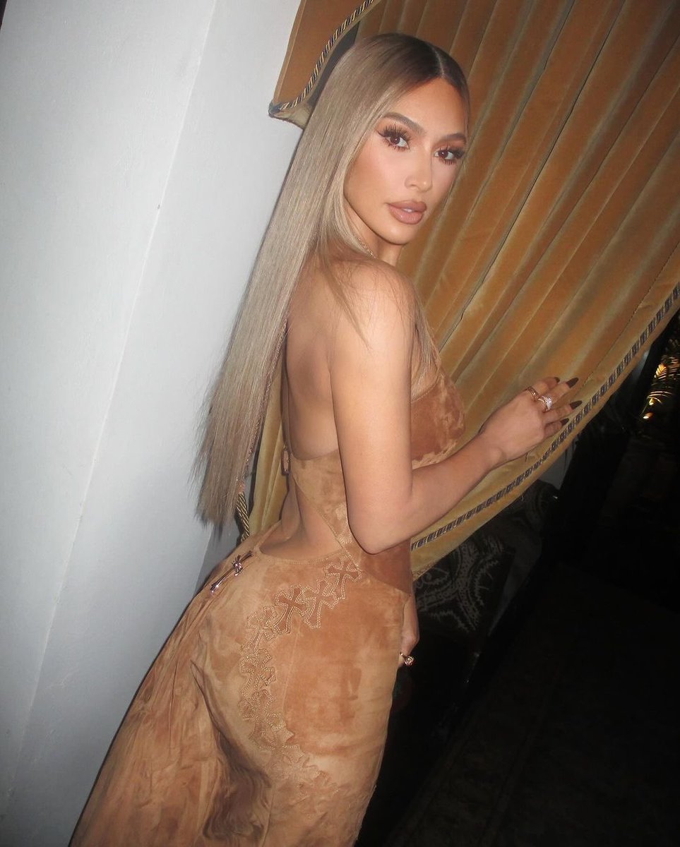 KimKardashian tweet picture