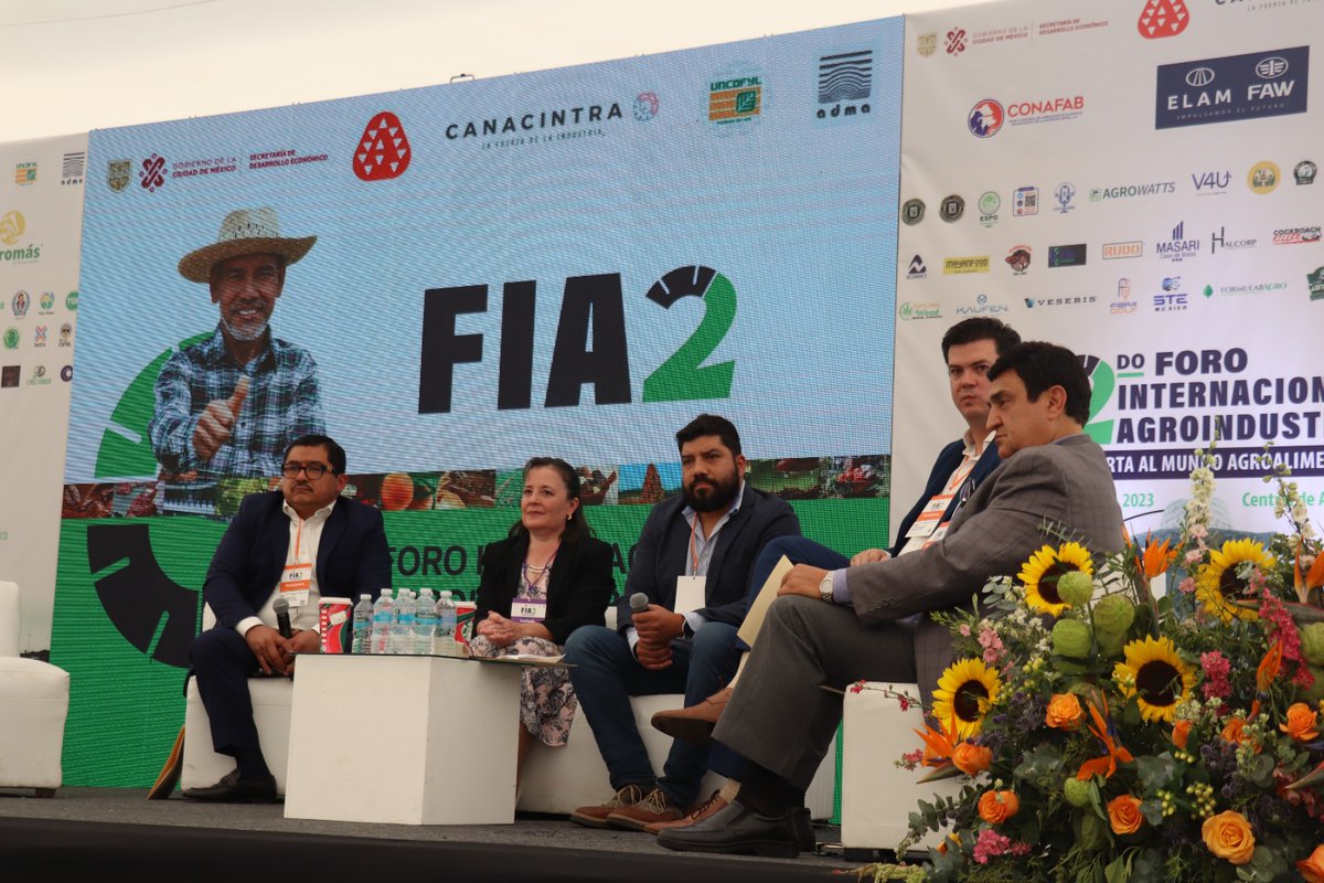 CdeAbastoCDMX's tweet photo. #FIA2 | El cuarto día del Segundo Foro Internacional Agroindustrial 2023, dio inicio con el panel "La Modernización de la Central de Abasto", donde se resaltaron temas fundamentales sobre la trayectoria de este gran mercado mayorista, sus cambios...(1/2) https://t.co/bROwf8lJgU