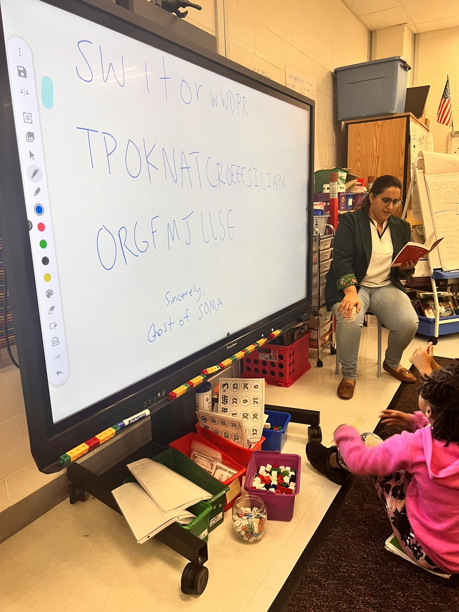 We enjoyed our first mystery reader today!! We can’t wait for next week to find out who the mystery reader will be!! <a href="/MrsBeltranGPE/">Anissa Beltran</a> <a href="/GoshenPostES/">Goshen Post ES</a>