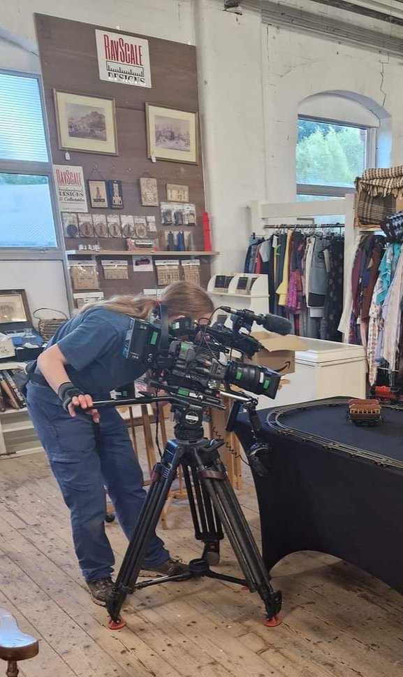 Will I see myself in the background of a National Antiques Show????