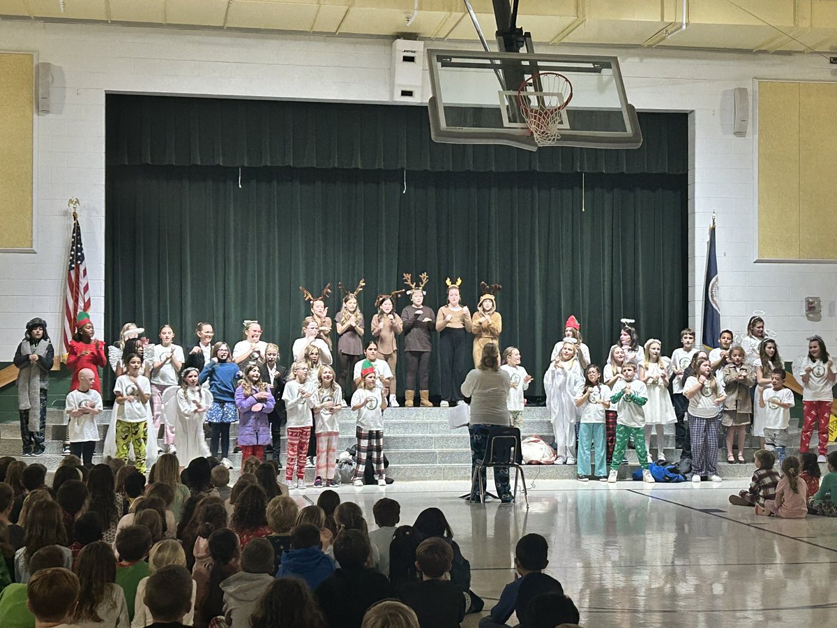 Crystal Van Buren (@cvb2023) on Twitter photo Awesome way to end the day - a wonderful performance by the GES Drama Choir and Mrs. Ofstein! ๐ถ๐๐ญ <a href="/erika_kersey/">Erika Kersey, NBCT</a> <a href="/GES_Music/">Mrs. Ofstein</a> <a href="/GreenvilleES/">Greenville ES</a> Awesome way to end the day - a wonderful performance by the GES Drama Choir and Mrs. Ofstein! ๐ถ๐๐ญ <a href="/erika_kersey/">Erika Kersey, NBCT</a> <a href="/GES_Music/">Mrs. Ofstein</a> <a href="/GreenvilleES/">Greenville ES</a>