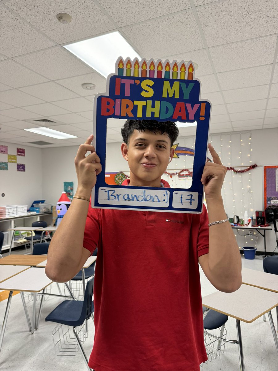 Happy birthday to Brandon Salas! The best goalie in El Paso.. enjoy your day man! 🥳🎉