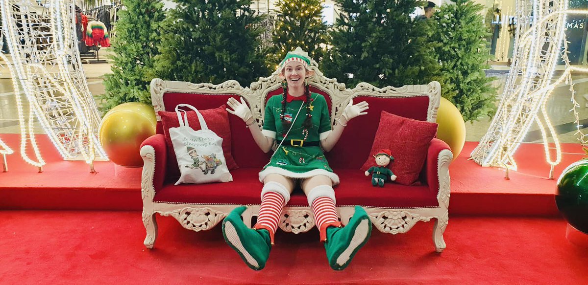 Aislinsmith01's tweet photo. Happy 1st Day Of December Everyone 💚🧑🏻‍🎄⛄️🎄Aislin The Elf was @shopsilverburn today with Santa @GCH_Charity 😁💚 Aislin The Elf will be with Santa every Thursday 11-2 #AislinTheElf #AislinsElfSquad #bigfriendlyelf #6ftElf  #gchcvolunteers #RealElfThatsNoOnAShelf #christmas2023🎄 https://t.co/cqeCZH5j1d