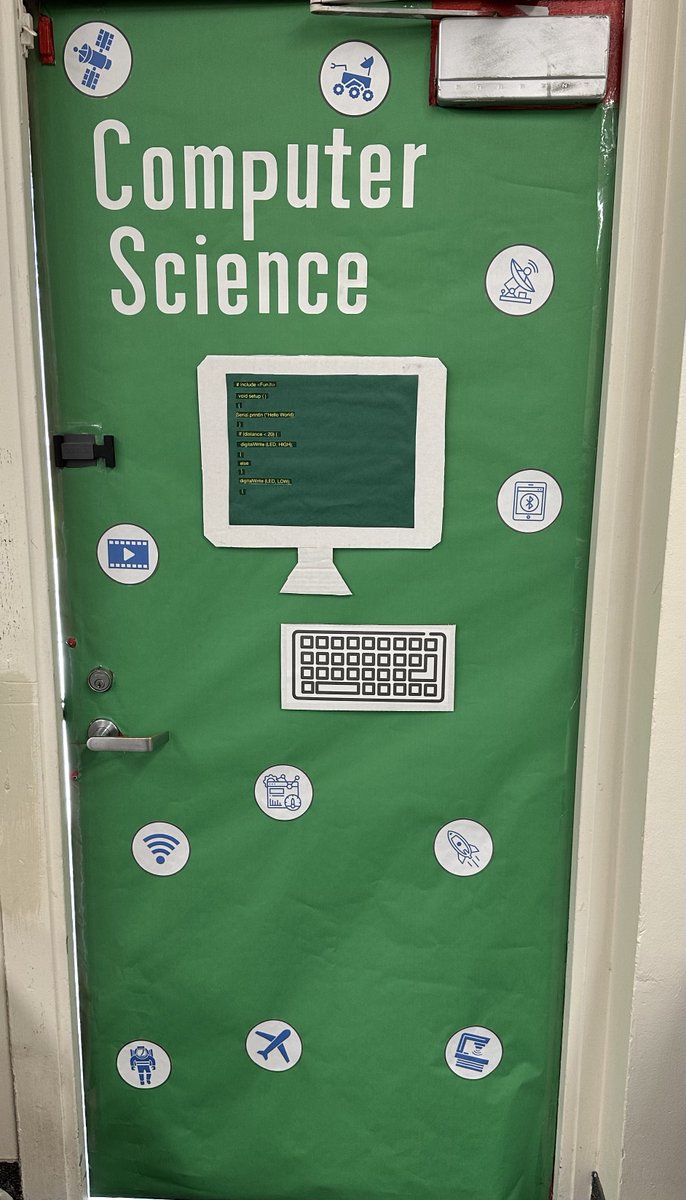 Getting ready for next week. Our school having a door decorating contest for CS Week. @csteachersorg @CSforCA @CSforALL