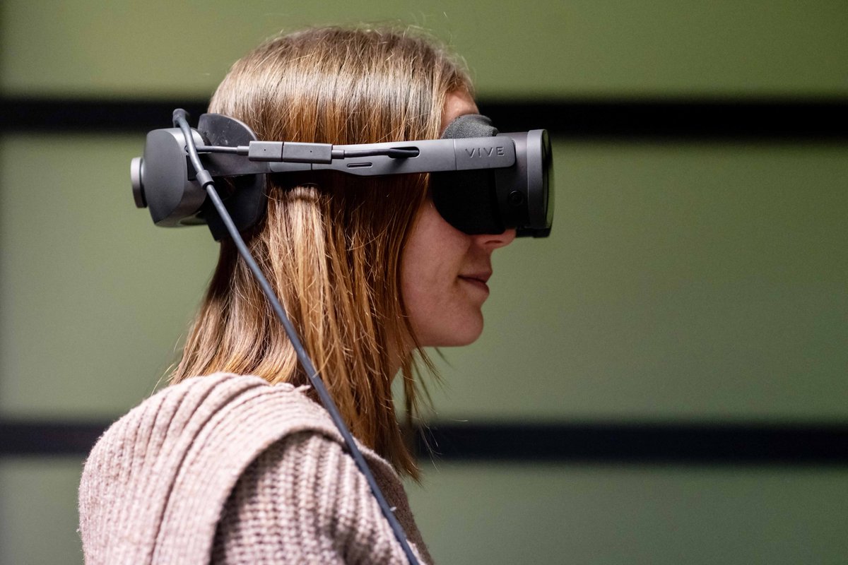 r i p t i d e tweet media