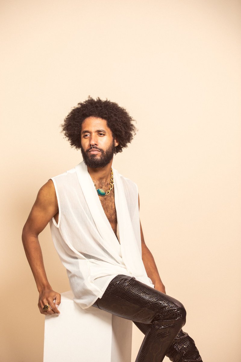 nick__nogueira's tweet photo. New Work w/ @MrLoveBallad https://t.co/yWWUfED91t