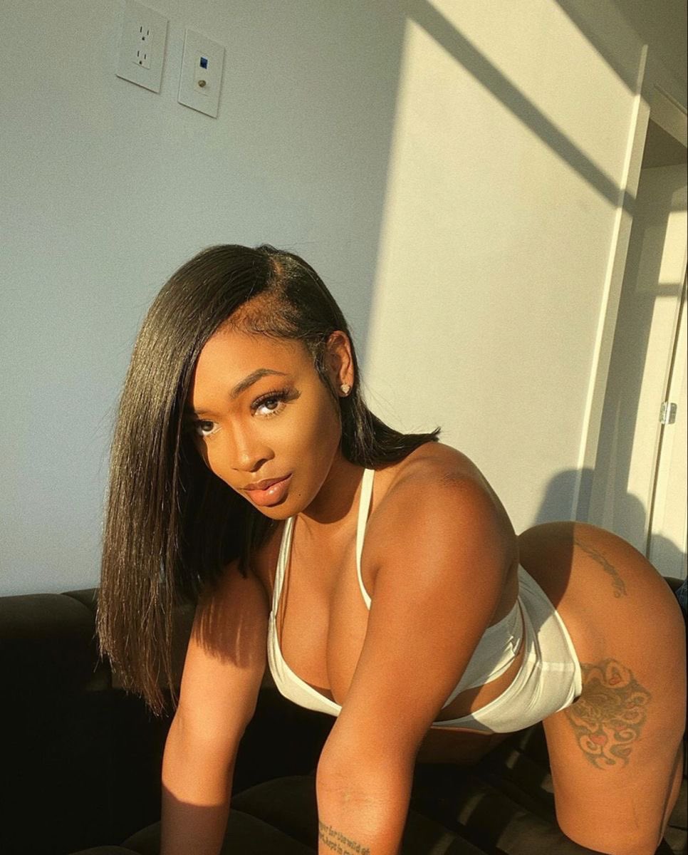 📲𝘕𝘦𝘸 𝘗𝘰𝘴𝘵 𝘍𝘳𝘰𝘮 𝘓𝘢𝘶𝘳𝘺𝘯 

𝘓𝘦𝘵 𝘮𝘦 𝘭𝘢𝘺 𝘢 𝘨𝘰𝘰𝘥 𝘵𝘪𝘮𝘦 𝘰𝘯 𝘺𝘢 🥵