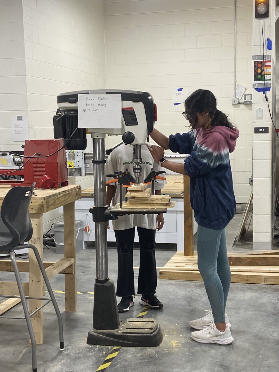 Laura Taylor tweet media