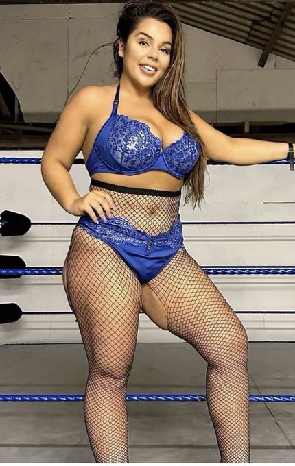 Big Smiles 😁 https://t.co/RaVj5toGPS<a href="/tag/selflove"class="tags"><span>#selflove</span></a><a href="/tag/bodyconfidenfe"class="tags"><span>#bodyconfidenfe</span></a>