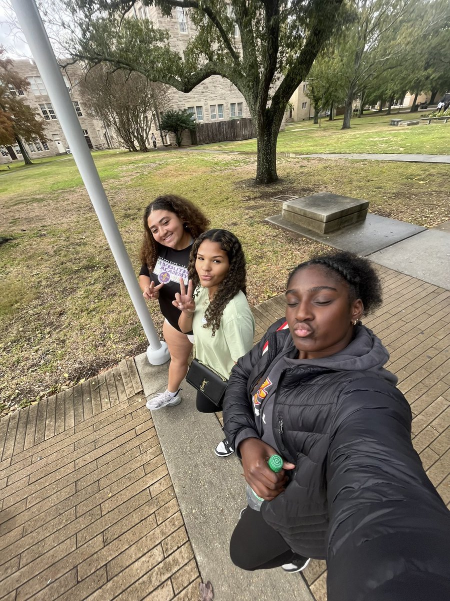 eddrian schenkel tweet media