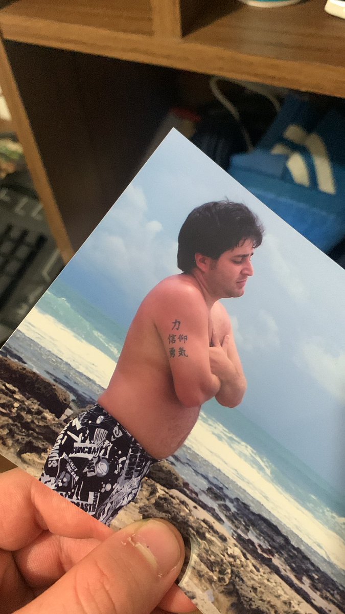 caxxzz's tweet photo. a mensagem que você sempre me ensinou, passada da sua pele para a minha.
eu te amo mais que tudo, pai💖 https://t.co/QjXI4Ov6mP