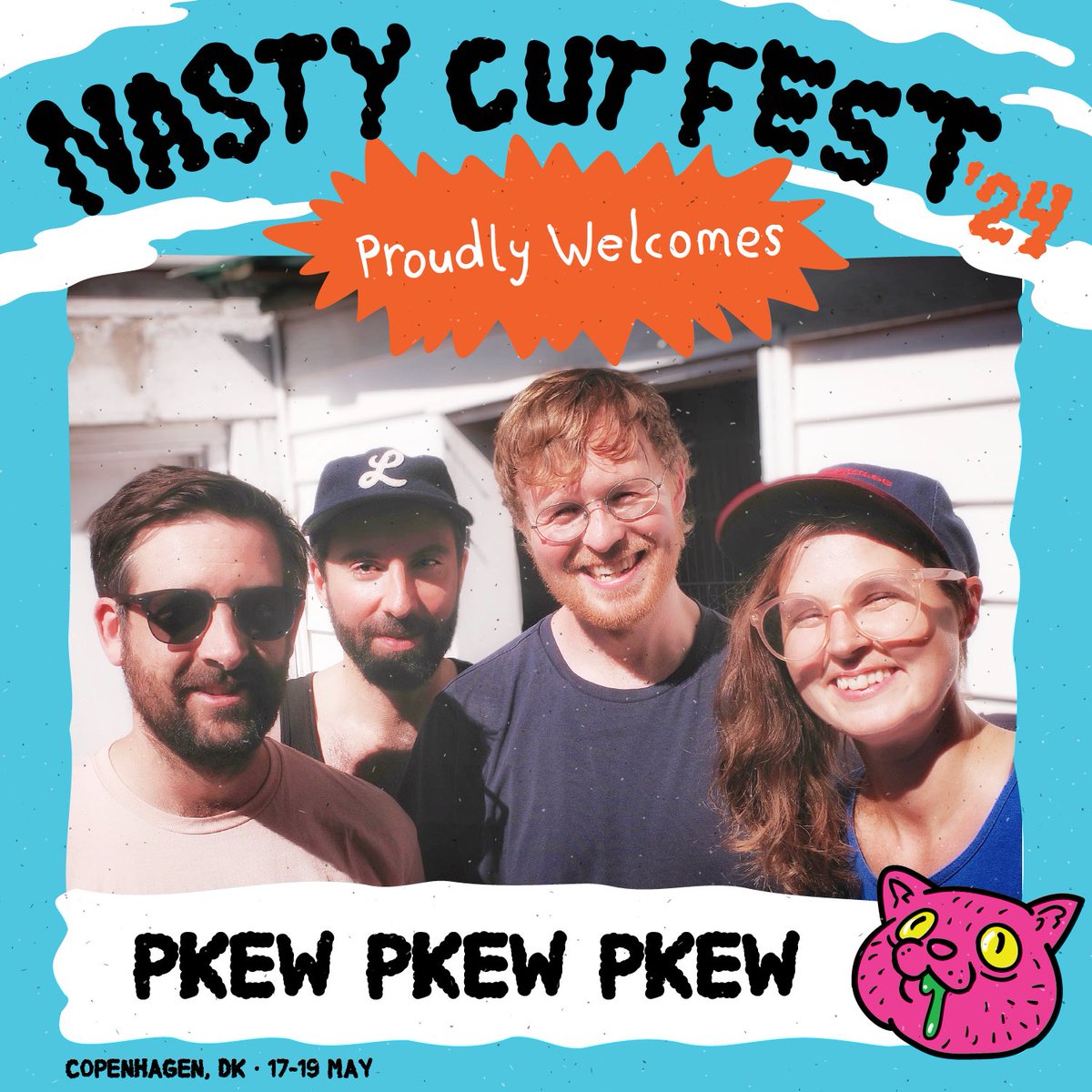 PKEWX3 tweet media