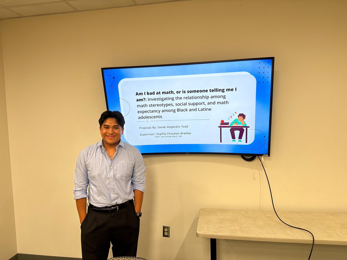 D_Ale_Todd's tweet photo. Happy to announce I passed my Honors Thesis Proposal! Thank you to my committee: Dr. Sophia Choukas-Bradley, Dr. Daphne Henry, Savannah Roberts, Claire Stout. Ready to dig into some data! https://t.co/oSeLPf6eu2
