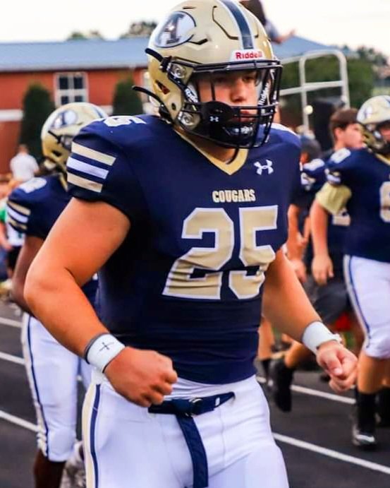 RandyD922's tweet photo. College Coaches 2026' Freshman Phenom 6'0 220 Athlete. Cole Pennell plays at Alexander Central High School, Taylorsville NC. This Athlete needs to be on your watch list. Thank me later. https://t.co/Pvzwv2SXYv