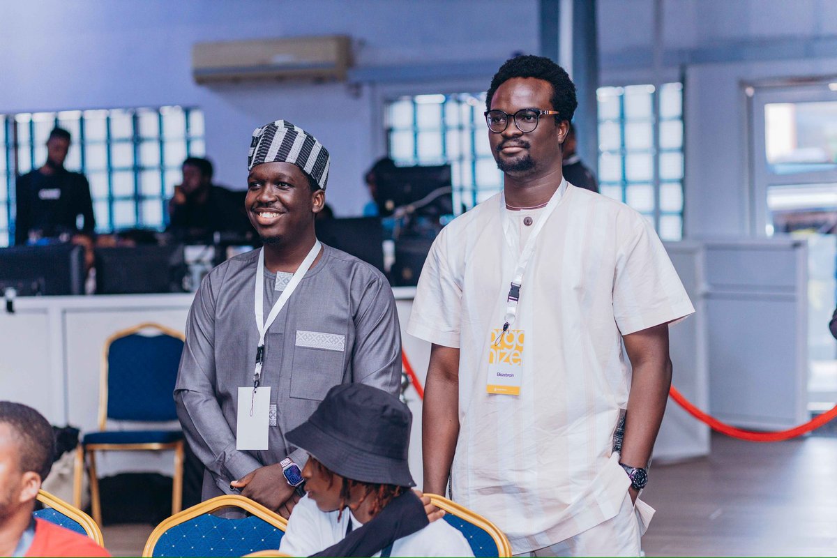 developerjamiu's tweet photo. Amongst the FlutterBytes Conference 2023 pictures, I love these in particular.
Reply with your best photos 🚀
#FlutterBytesConf2023 https://t.co/nRJOaGRzj0