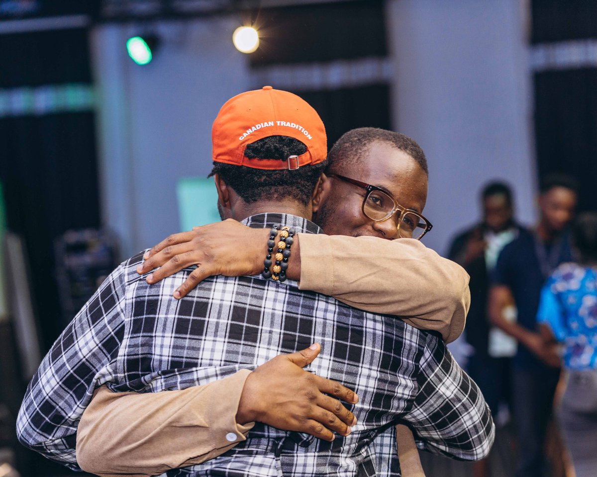 developerjamiu's tweet photo. Amongst the FlutterBytes Conference 2023 pictures, I love these in particular.
Reply with your best photos 🚀
#FlutterBytesConf2023 https://t.co/nRJOaGRzj0
