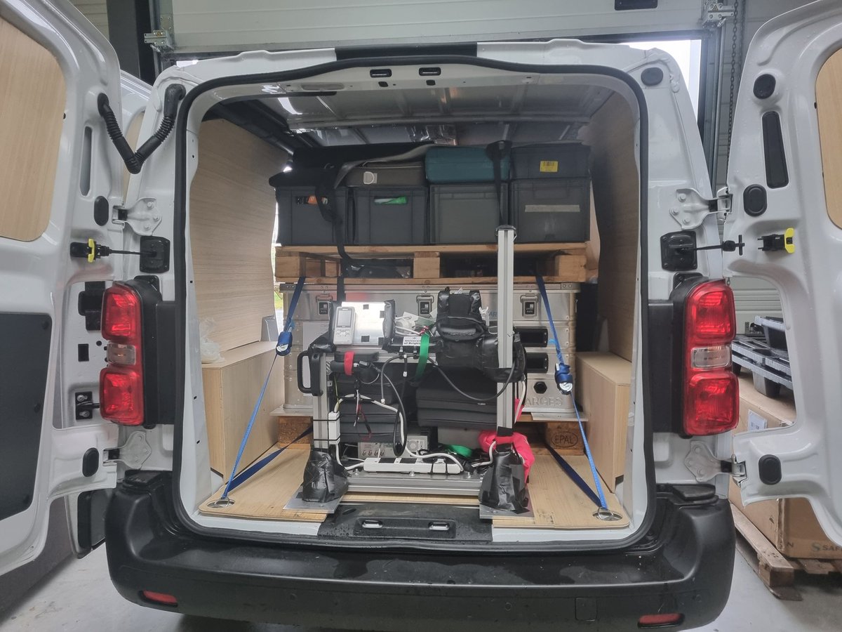 Day 10 Bordeaux: Equipment has been disassembled and loaded ready for transport back to the UK. Huge thanks to <a href="/AirZeroG/">Air ZeroG ✈️</a> <a href="/esa/">European Space Agency</a>  and Novespace for having us and making it possible 🙌