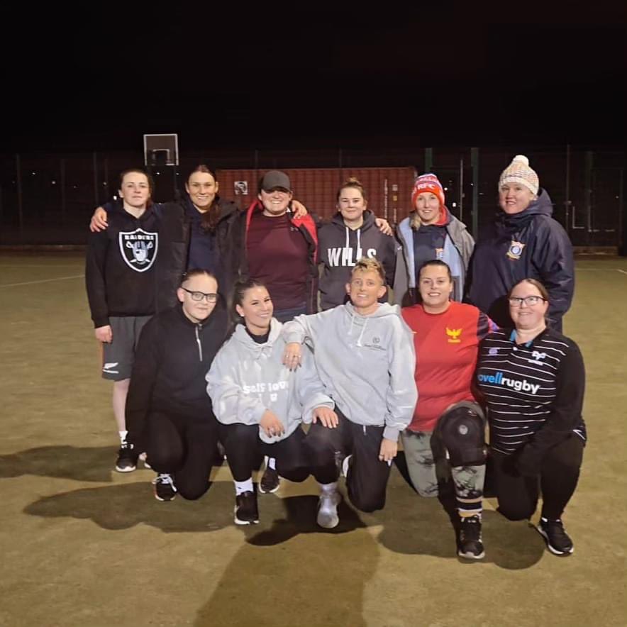 TCLRFC's tweet photo. Back on the astro with these beauts! Game ready for the weekend! π΅π΄
#astrotraining #runthrough #rugbyweather #wednesdays #joinus https://t.co/LgorhzMLQR