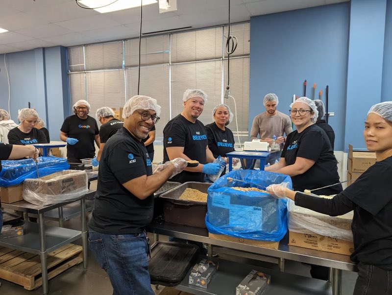 Ready to end the year strong and start 2024 on 🔥🔥 with my AMAZING team. <a href="/NTX_Market/">The NTX Market</a>