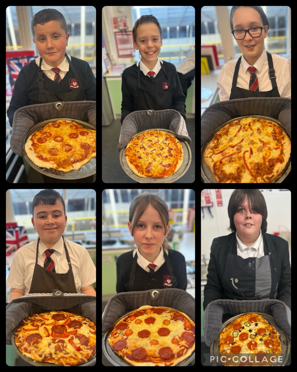 CNSFood's tweet photo. How good do these pizzas look?! 😋 https://t.co/1z1GELMnS2