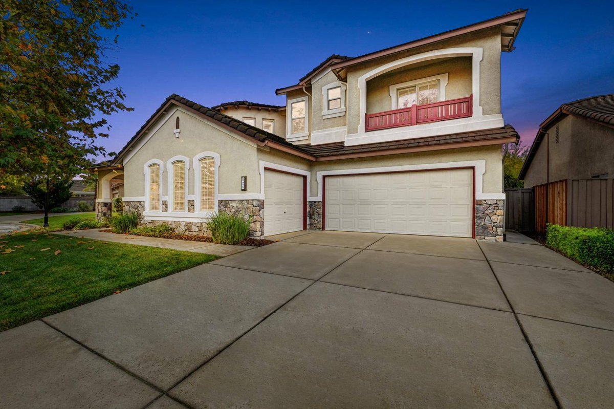 TeamSingh1's tweet photo. Listing Address: 524 Cantera CT, Roseville, CA 95747
Listing Price: $1,099,998
Schedule a showing and request more information here: https://t.co/fjpDccDctO

Open House Alert:

Sat 12/2 from 1 PM to 4 PM 
Sun 12/3 from 1 PM to 4 PM https://t.co/dhyhNAHRVE