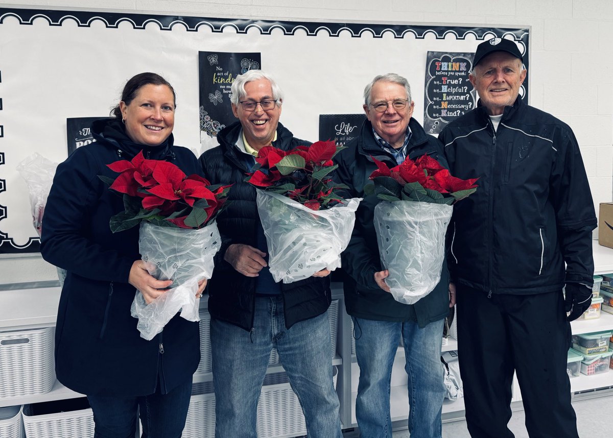 Thank you to the Hudson Kiwanis for dropping off the poinsettias at McDowell today. We appreciate all your support of the Hudson Schools!