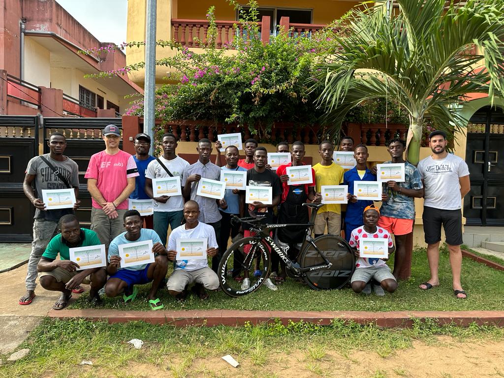 CyclingAfrica's tweet photo. Day 5 -- #28daysofimpact
Congrats to the @Febecy / Team Africa Rising Mechanic Training Course graduates in Porto Novo, Benin. Thanks to Jamie Bissell and @lagetsteven for their incredible knowledge, skill, and teaching acumen.
#africarising #Benin
https://t.co/KRjFGjgmTM https://t.co/gzgtStg3JL