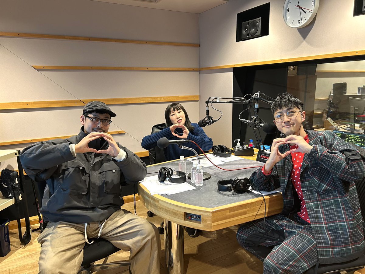 毎週土曜日深夜24:15～放送中📻 
#KissFMKOBE #10blocks
12/2は深夜0時～30分拡大スペシャル2本立て

ゲストは梅田サイファーからCosaquさん
鍋屋で出会った縁でご出演
ホクホクの30分お楽しみに
#radiko で聴く
radiko.jp/share/?sid=KIS…