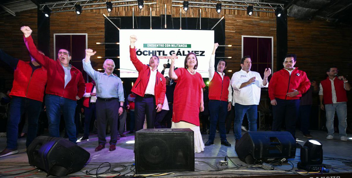 PRI_Nacional's tweet photo. .@XochitlGalvez es una mujer comprometida y de resultados, que ha trabajado incansablemente por las familias mexicanas y que hoy encabeza este gran proyecto para dar certeza a las familias mexicanas y recuperar el rumbo del país.

¡Vamos fuertes y unidos por un México mejor! https://t.co/rDhHiEdVOm